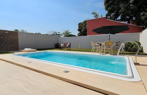 Bonito House | Casa ampla e confortável. Piscina e churrasqueira.