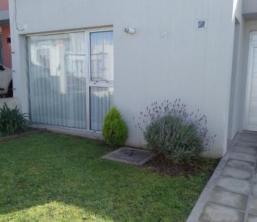 Tandil House | Bright Casa Amplia with Pool, Perfect for Families!