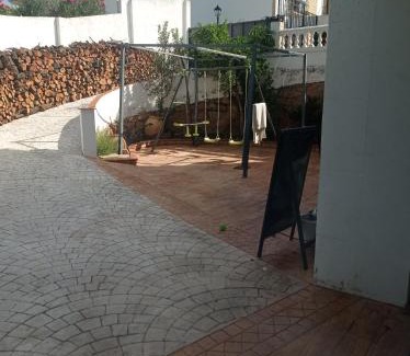 El Altico Apartment | Top-Rated Casa Ana: Family-Friendly Stay with Pool Access
