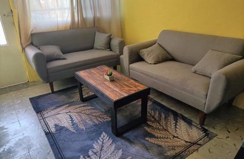 Merida House | Charming La Preciosa Casa Andaluza: Family-Friendly Getaway
