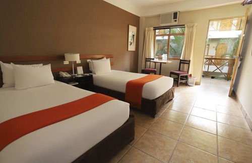 Nazca Hotel | Discover Casa Andina Standard Nasca: Pool & Spa Retreat