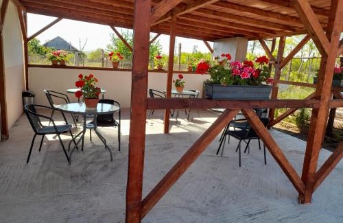 Corbu House | Discover Casa Anhela: Pet and Child Friendly Retreat