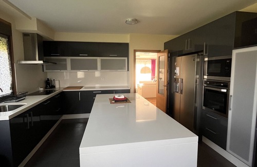 Tui House | Family-Friendly Retreat at Casa Annerledes Awaits You