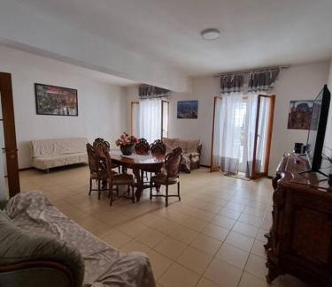 Naples Apartment | Family-Friendly Retreat at Casa Anto Enzo, Napoli