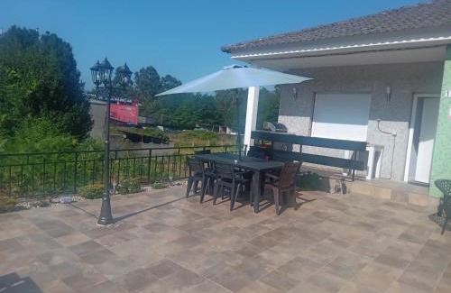 O Porrino Apartment | Inviting Casa Antonio: Pet-Friendly Retreat with Kitchen