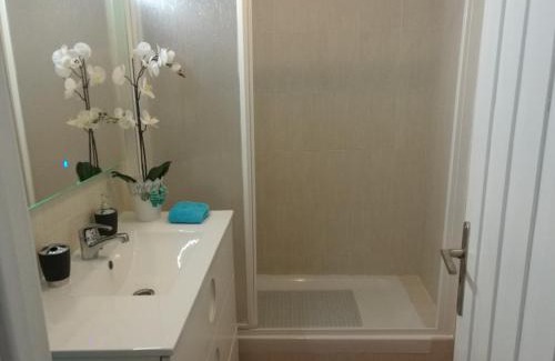 Vila Real Santo Antonio Apartment | Pet-Friendly Casa ao Mar with Oceanfront Views – Rated 9.5/10