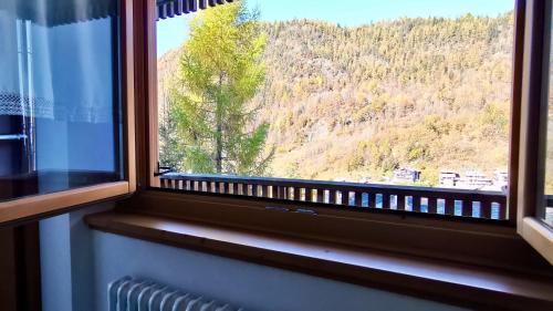 Aprica Apartment | Discover CASA APRICA 5: Eco-Friendly Retreat with Hot Tub