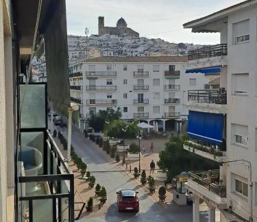 Altea Apartment | Pet-Friendly Oceanfront Retreat: CASA ARBOL DE VIDA