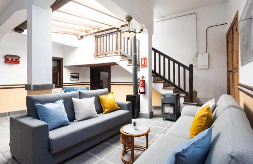 Vilaflor House | Family-Friendly Retreat at Casa Argelia Awaits You