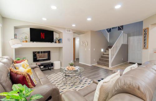 Casa Grande House | Casa Aria 4BR Home & Heated Pool