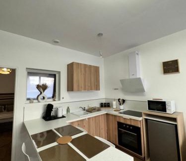 Quincy-Voisins Apartment | Casa Armando, beau F2, 2 places de parking clos, proche Disneyland
