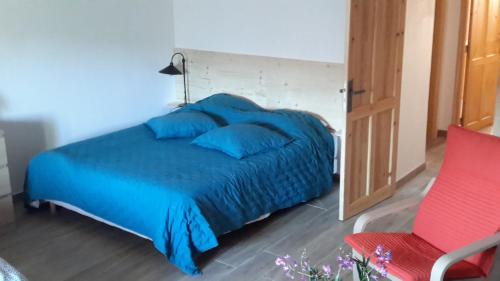 Andon Bed & Breakfast | Family-Friendly Casa Arnera with Oceanfront Pool Access