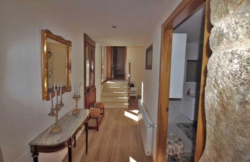 Carballo House | Discover Casa As Marismas: Pet-Friendly Family Retreat