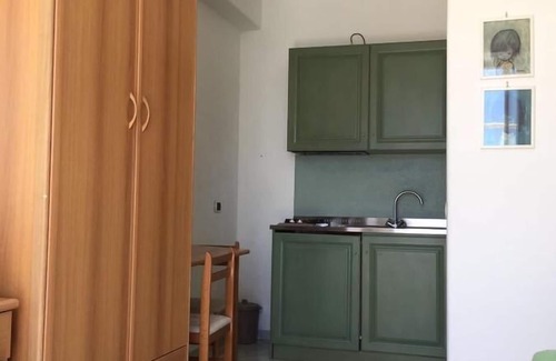 Sant'Angelo House | Top-Rated Casa Assunta with Breakfast & Family Amenities
