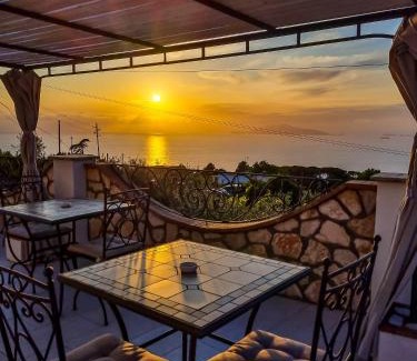 Anacapri Bed & Breakfast | Experience Casa Astra: 4-Star Stay with Hot Tub & Breakfast