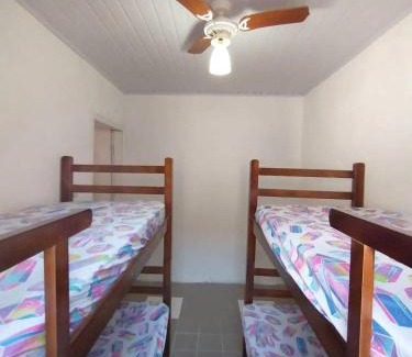Itanhaem House | Ideal Casa for 13 near Praia de Gaivotas with Pool & WiFi