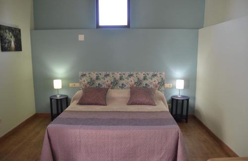 Almeida House | Pet Friendly Casa Atenea with Ocean View & Spa Amenities