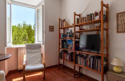 Sallustiano Apartment | Casa Augusto - A Family-Friendly 4-Star Retreat