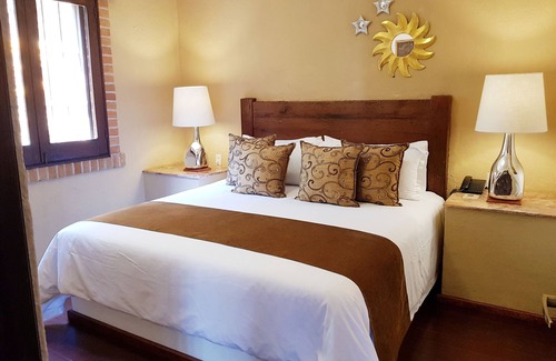 Vista Bella Hotel | Guest Favorite: Casa Embrujo Morelia - A Boutique Escape