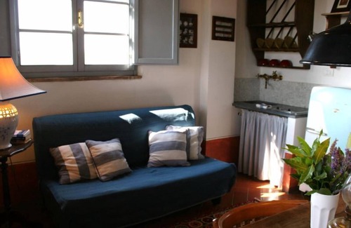 Ponte di Gabbiano Villa | AURORA: Family-Friendly Retreat with Private Pool & Dining