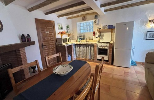 Tozar House | Casa Aurora is a cozy 2 person house in Mures, Spain, with a charming, tradition