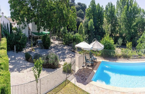 Tozar House | Casa Aurora is a cozy 2 person house in Mures, Spain, with a charming, tradition