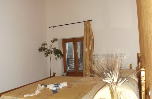 Atena Lucana House | Experience Comfort at Casa Aurora with Family-Friendly Amenities