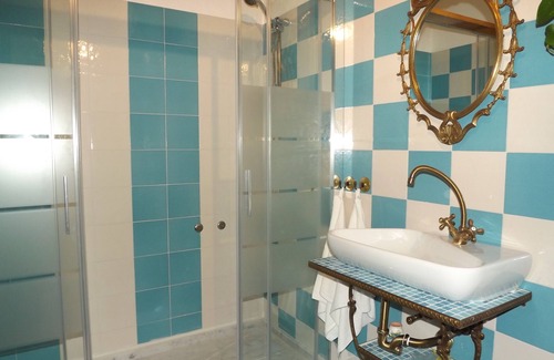 Atena Lucana House | Experience Comfort at Casa Aurora with Family-Friendly Amenities