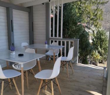 Calimanesti House | Cozy Casa Aurora: 10/10 Stay with Hot Tub & Fireplace
