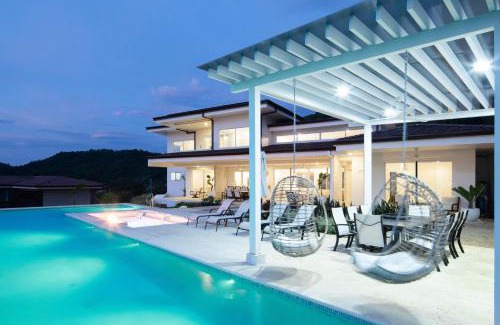 Brasilito House | CASA AYLA A: Elegant Oceanfront Retreat with Infinity Pool