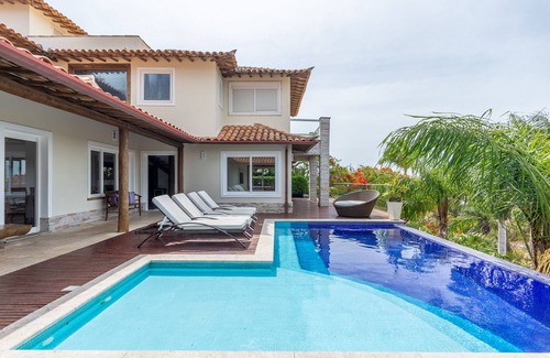 Ferradurinha House | CASA AZAHARA - Breathtaking Beachfront Escape in Búzios