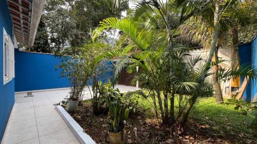 Quinta do Guarau House | Pet-Friendly Casa Azul with Oceanfront Pool Views
