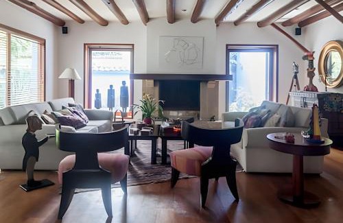 Suba House | Casa Azul - Casa de Lujo Bogotá