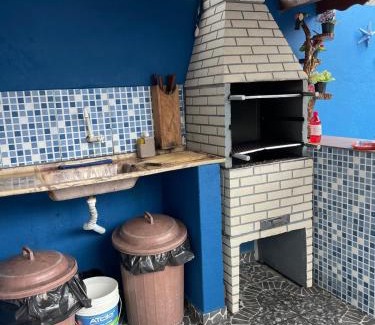 Santa Terezinha House | Casa AZUL Espaço Inteiro
