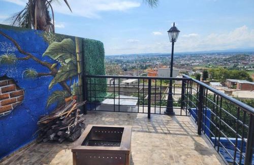 Atlixco House | Casa Azul: Oceanfront Getaway with Pool & Pet-Friendly Perks