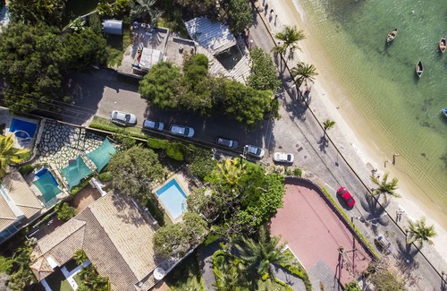 Humaita House | Casa Búzios: Oceanfront Suites Steps from Rua das Pedras