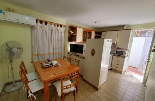San Nicolas de los Arroyos House | Top-Rated CASA BARRIO SOMISA: Family & Pet-Friendly Retreat