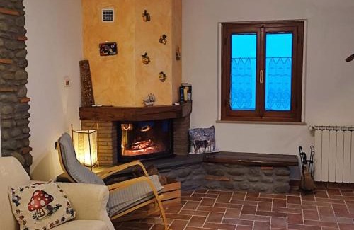 Croce a Uzzo Apartment | Family-Friendly Casa Baggino with Relaxing Hot Tub