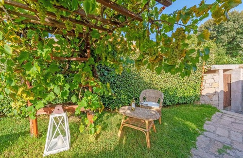 Aglientu House | Pet-Friendly Paradise: Casa Baia Vignola, Rated 9.7/10