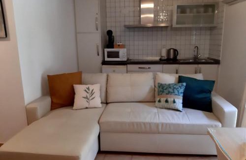 Setenil de las Bodegas House | Family-Friendly Retreat at Casa Bajo la Roca, Rated 9.4/10