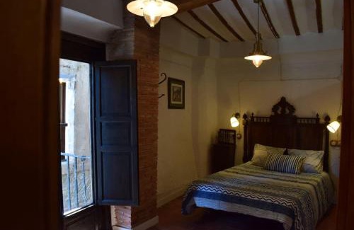 Albarracin Apartment | Pet-Friendly Retreat at Casa Balcón de Albarracín
