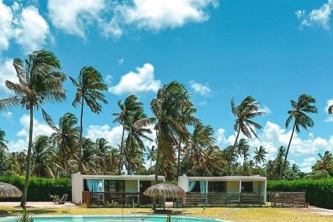 Inhambane Apartment | Relax at Casa Bali Tofo - Oceanfront Retreat with Spa