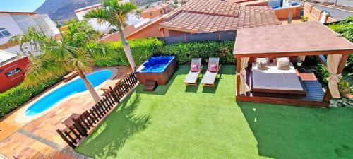 Tarajalejo Villa | Casa Balimar: 4-Star Stay with Pool and Hot Tub