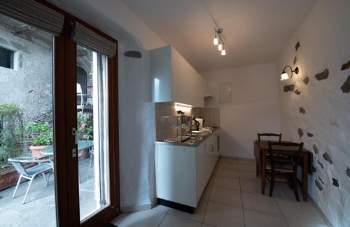 Brissago Apartment | Casa Banfi