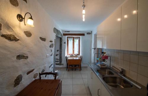 Brissago Apartment | Casa Banfi