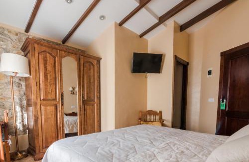 Cati House | Explore Casa Banys L'Avellà: Top-Rated Spa Retreat