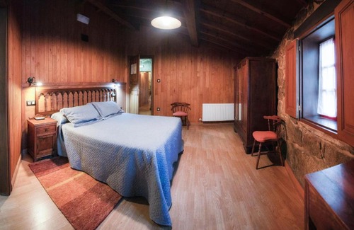 Lobios House | Experience Casa Baralló: Oceanfront Bliss & Pet-Friendly Stay