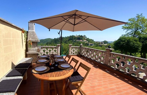 Salabue House | CASA BARBERA: Scenic Terrace Retreat in Monferrato