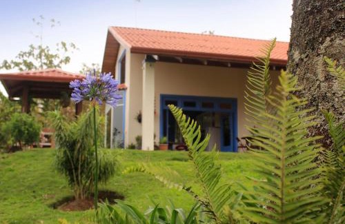 Orosi House | Relaxing Casa Bartzis Near Orosi & Tapanti National Park