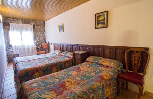 Les Iglesies House | Explore Casa Batlle: Family-Friendly & Pet Welcoming Retreat